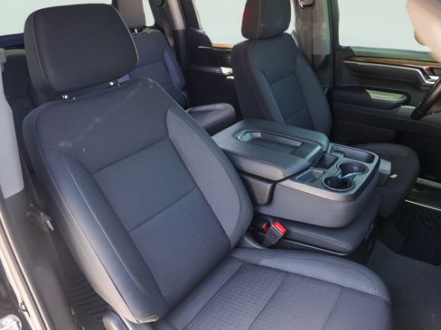 Used 2023 Chevrolet Silverado 1500 LT AWD/4WD image 28