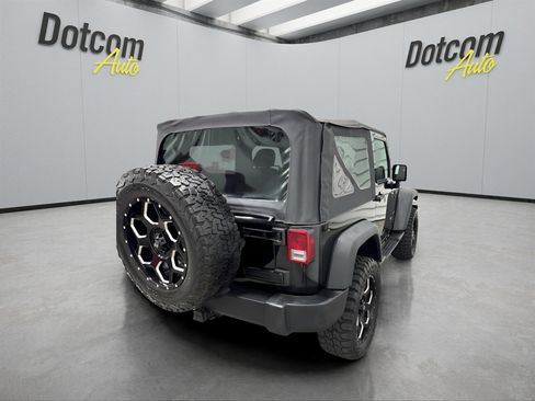 Used 2015 Jeep Wrangler Sport w/ Connectivity Group image 9