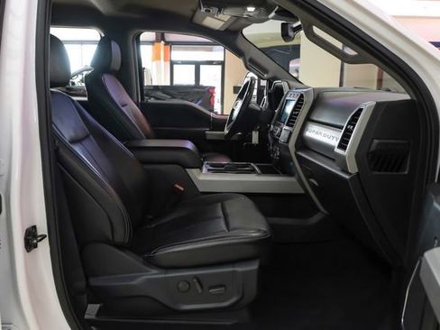 Used 2021 Ford F250 Lariat w/ Lariat Value Package AWD/4WD image 27
