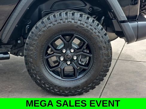 Used 2024 Jeep Wrangler Unlimited Sport AWD/4WD image 36