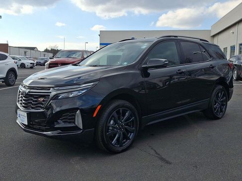 Used 2023 Chevrolet Equinox RS w/ RS Leather Package image 3