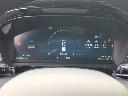 New 2026 Lincoln Corsair Premiere image 19