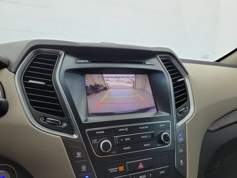 Used 2017 Hyundai Santa Fe SE w/ SE Premium Package 02 FWD image 26
