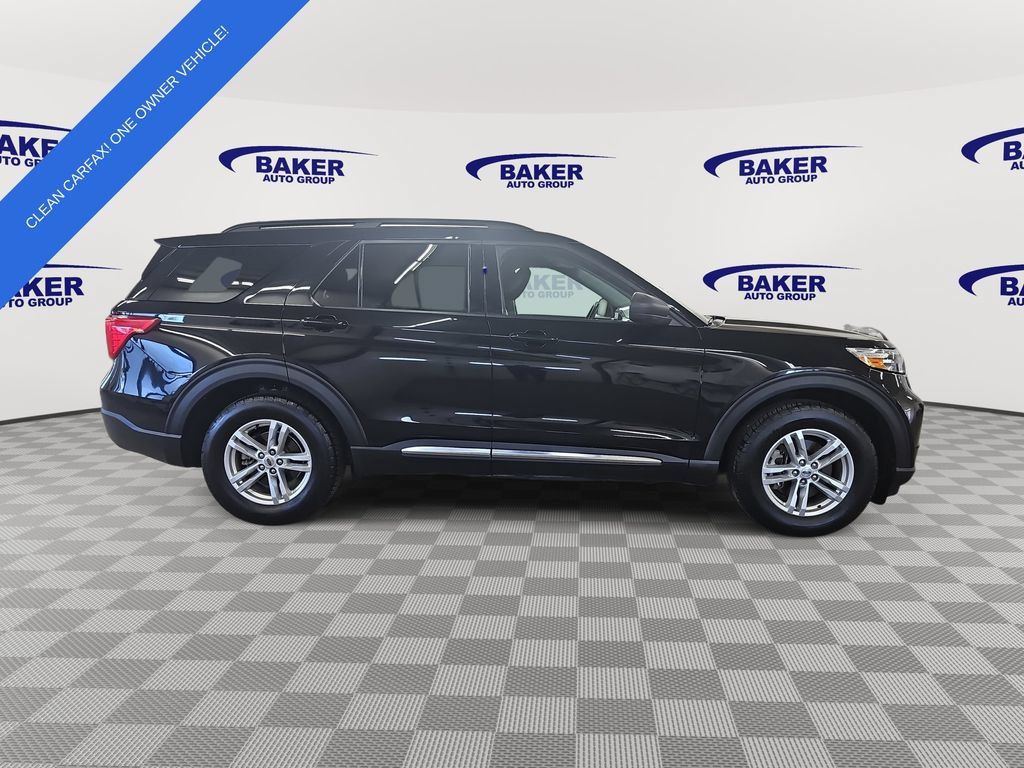 Used 2020 Ford Explorer XLT w/ Equipment Group 202A AWD/4WD image 4