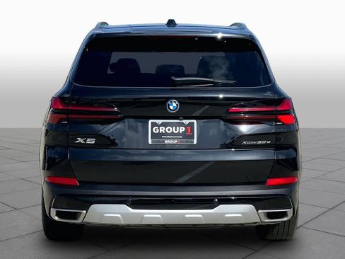 Used 2025 BMW X5 xDrive50e AWD/4WD image 5