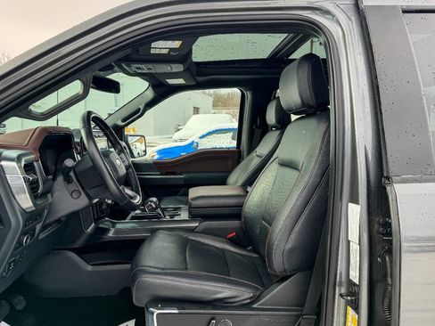 Used 2022 Ford F150 Lariat w/ Equipment Group 502A High image 16