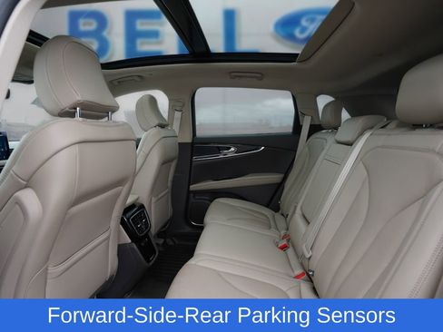 Used 2022 Lincoln Nautilus Reserve AWD/4WD image 16