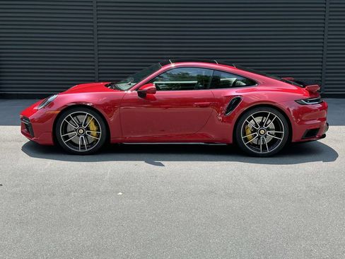 Certified 2025 Porsche 911 Turbo AWD/4WD image 2