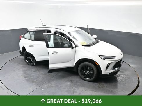 Used 2024 Buick Encore GX Sport Touring image 55