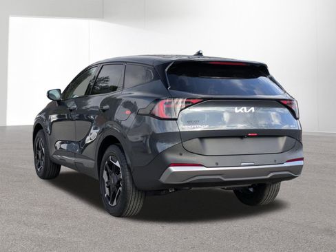 New 2026 Kia Sportage S AWD/4WD image 6