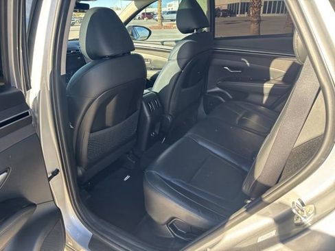 Used 2022 Hyundai Tucson Limited image 10