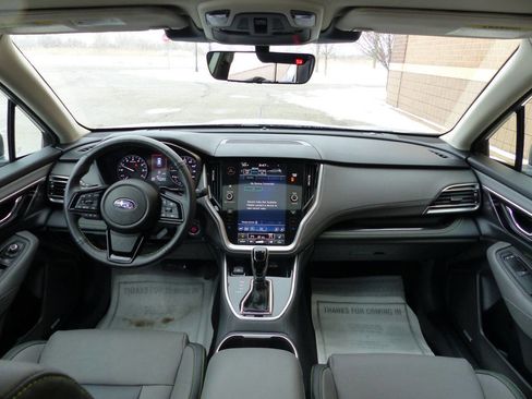 Used 2025 Subaru Outback Onyx Edition image 35