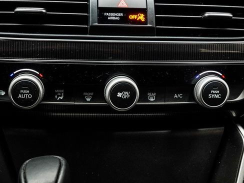 Used 2021 Honda Accord Sport image 19