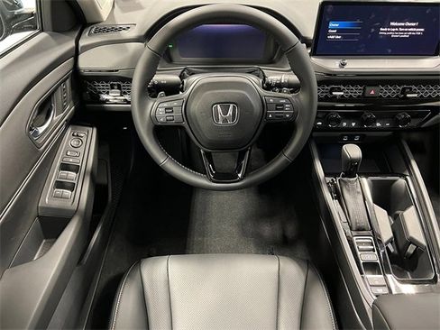 New 2025 Honda Accord EX-L image 24