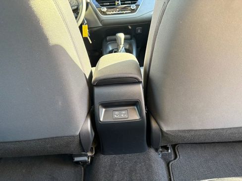 Used 2023 Toyota Corolla LE image 23