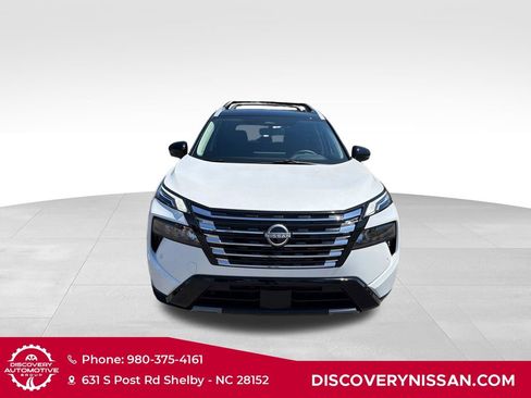New 2026 Nissan Rogue Platinum AWD/4WD image 2
