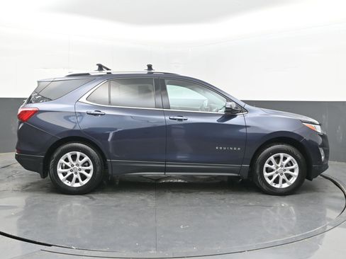 Used 2018 Chevrolet Equinox LT w/ Sun & Infotainment Package AWD/4WD image 8