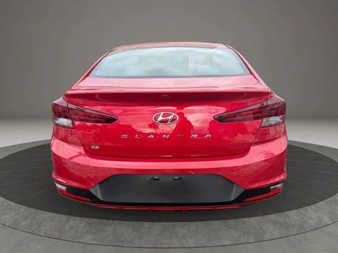 Used 2020 Hyundai Elantra SE image 6