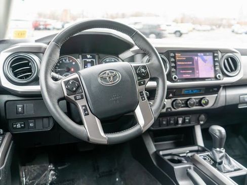 Used 2023 Toyota Tacoma SR5 AWD/4WD image 13