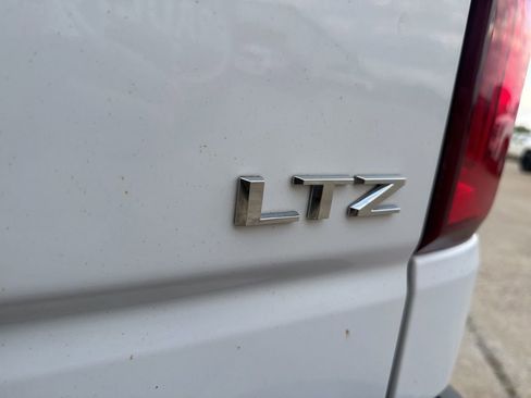 Used 2021 Chevrolet Silverado 1500 LTZ w/ LTZ Premium Package image 24