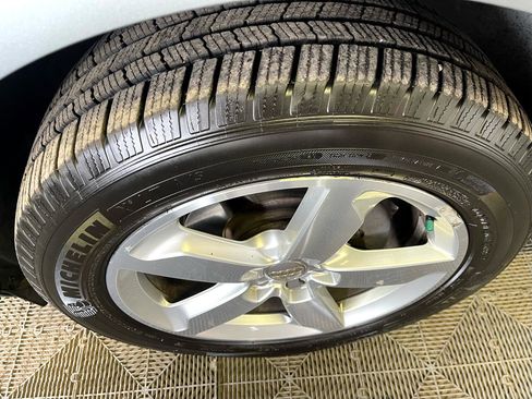 Used 2011 Audi Q5 2.0T Premium Plus image 27