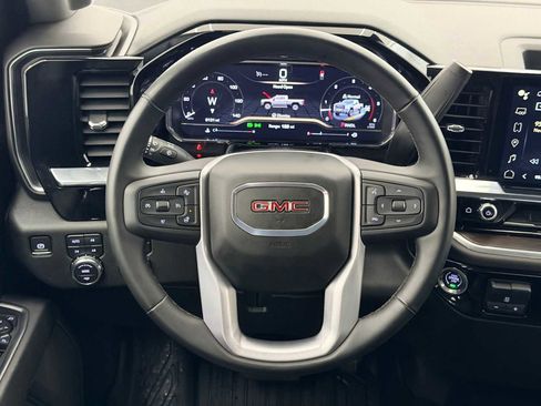 Used 2025 GMC Sierra 3500 SLT w/ X31 Off-Road Package image 25