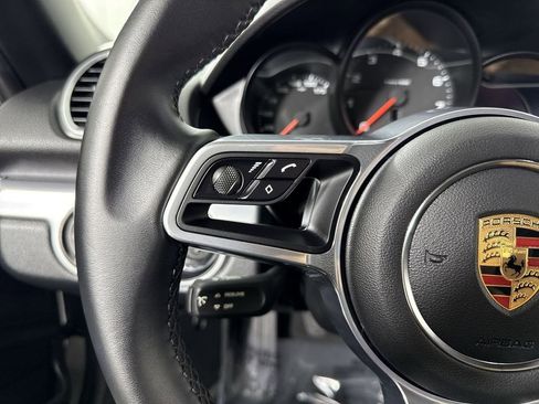 Certified 2018 Porsche 718 Boxster RWD image 37