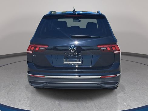 Used 2023 Volkswagen Tiguan SE FWD image 6