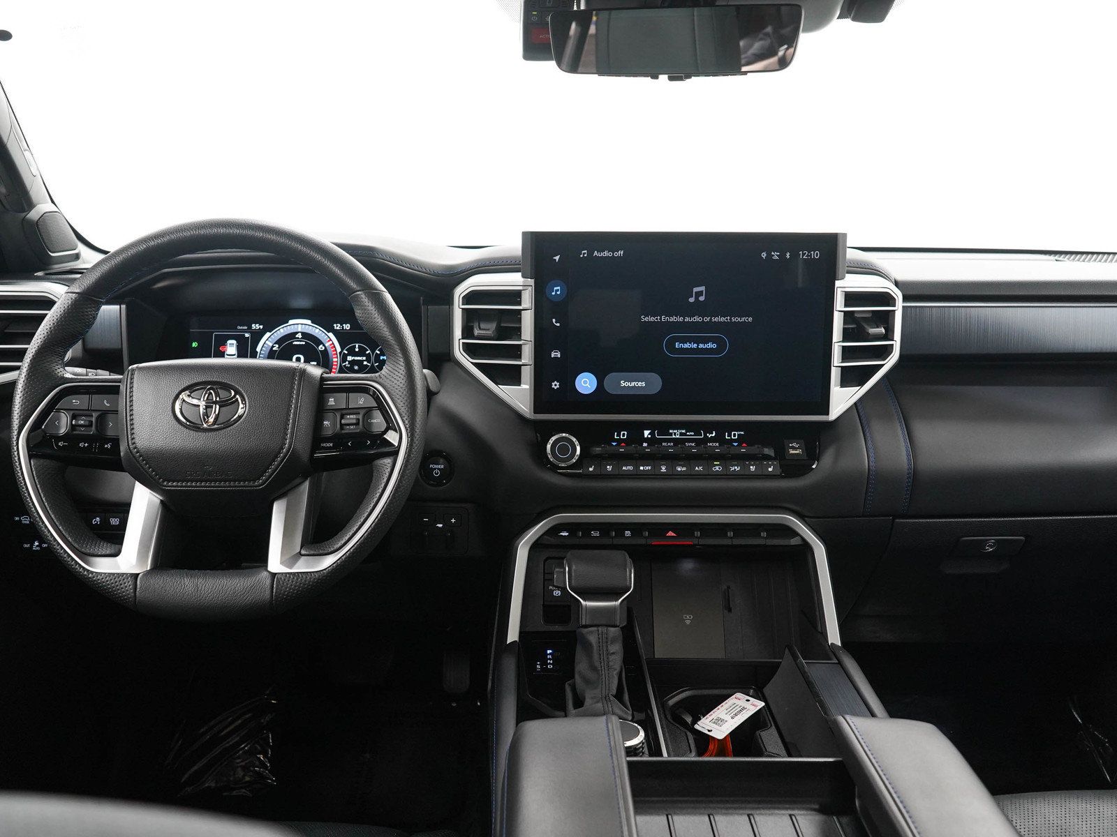 Used 2025 Toyota Sequoia Platinum AWD/4WD image 18
