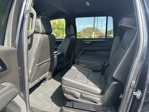 Used 2025 Chevrolet Suburban Premier RWD image 67