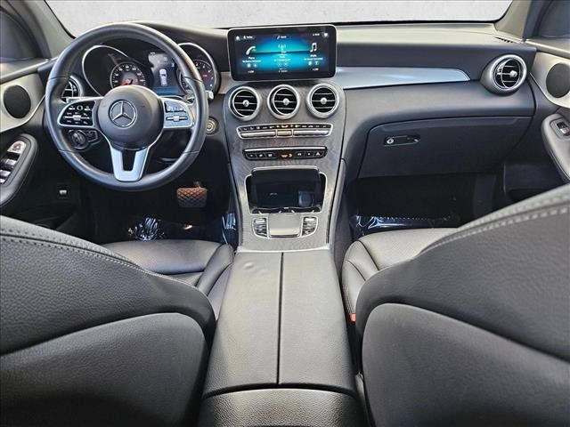 Certified 2022 Mercedes-Benz GLC 300 image 16
