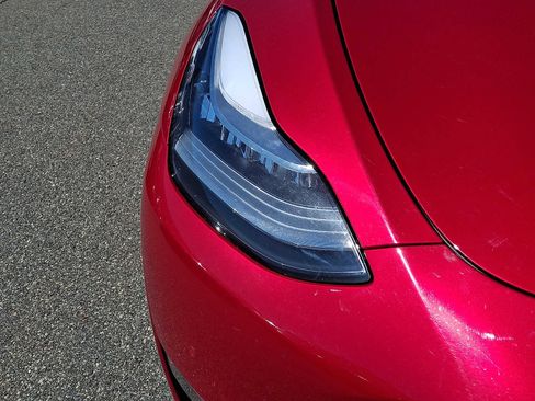 Used 2021 Tesla Model Y Long Range image 10