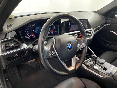 Used 2021 BMW 330i xDrive Sedan w/ Convenience Package image 4