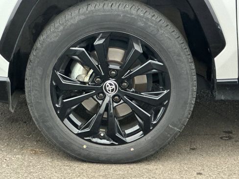 Used 2024 Toyota RAV4 XSE image 23