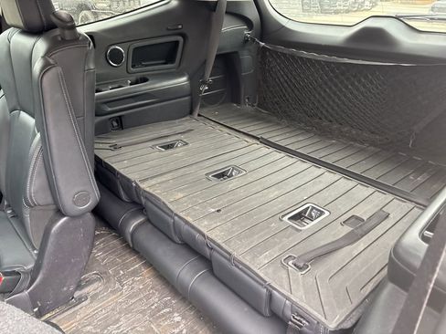 Used 2022 Subaru Ascent Limited w/ Technology Package image 13