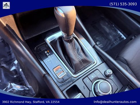 Used 2017 MAZDA MAZDA3 Sport FWD image 24