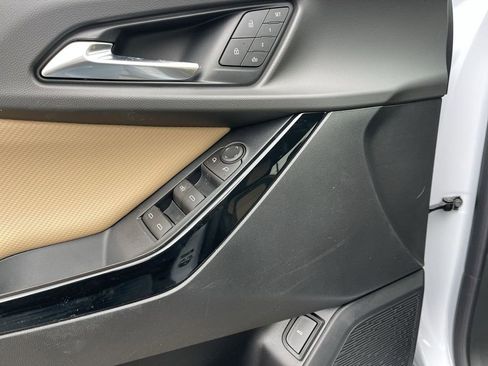 New 2026 Chevrolet Equinox ACTIV w/ Convenience Package III image 13