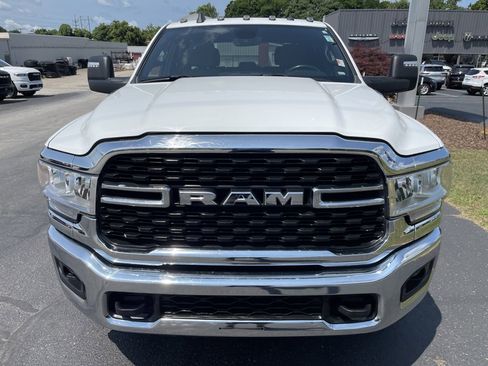 Used 2024 RAM 3500 Big Horn image 5