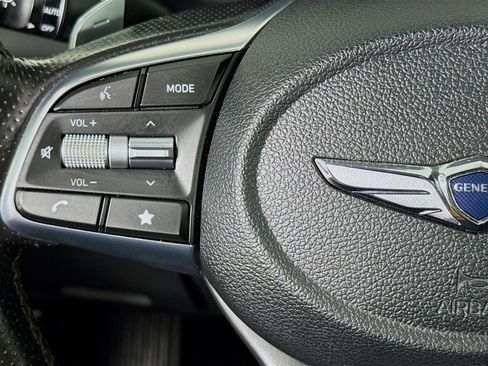 Used 2022 Genesis G70 2.0T w/ Prestige Package image 13