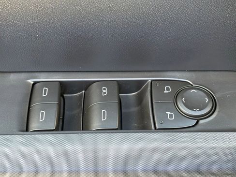 New 2026 Chevrolet Colorado Trail Boss AWD/4WD image 31