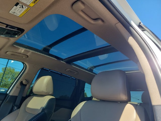 Used 2022 Hyundai Santa Fe Limited FWD image 13
