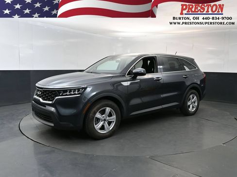 Used 2022 Kia Sorento LX FWD image 1