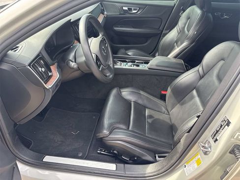 Used 2020 Volvo S60 T5 Inscription FWD image 5