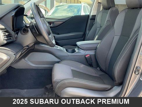 Used 2025 Subaru Outback Premium image 12