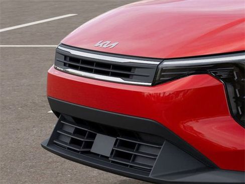 Certified 2025 Kia K4 FWD image 12