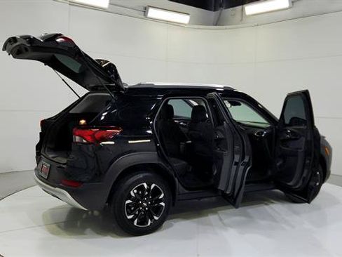 Used 2023 Chevrolet TrailBlazer LT w/ Convenience Package FWD image 32