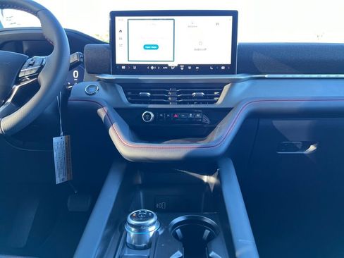 New 2026 Ford Explorer ST-Line image 25