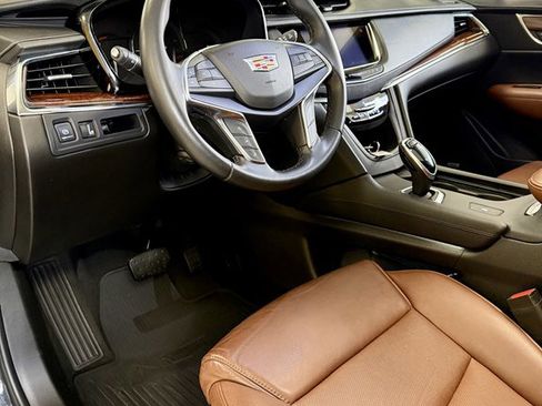 Used 2019 Cadillac XT5 Luxury image 13