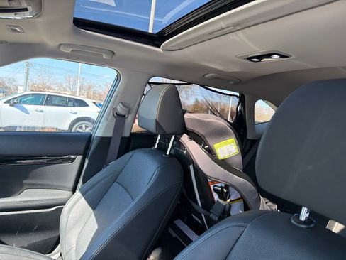 Used 2024 Kia Seltos EX image 4