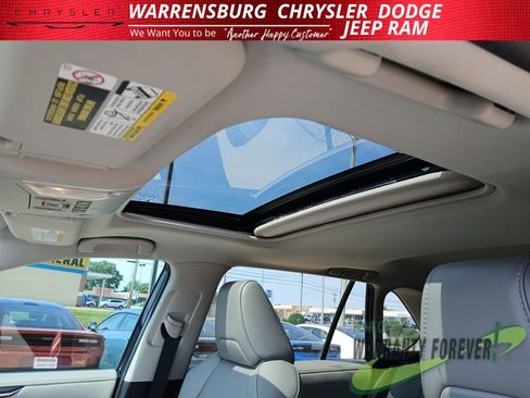 Used 2021 Toyota RAV4 Limited w/ Limited Grade Weather Package AWD/4WD image 27